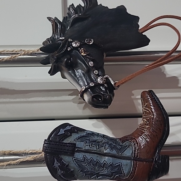 CHRISTMAS TREE  MAJESTIC  HORES HEAD  ORNAMENT And COWBOY  BOOT NEW NT - Picture 8 of 10